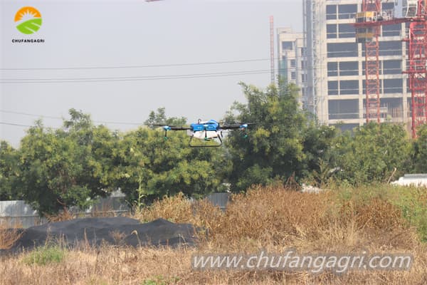 agricultural drones sprayer
