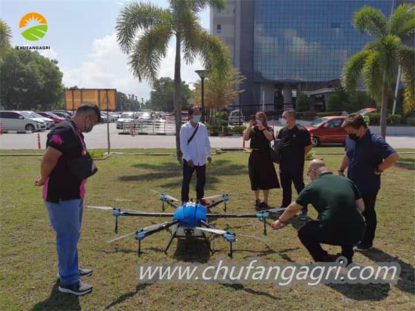 Agriculture drone sprayer