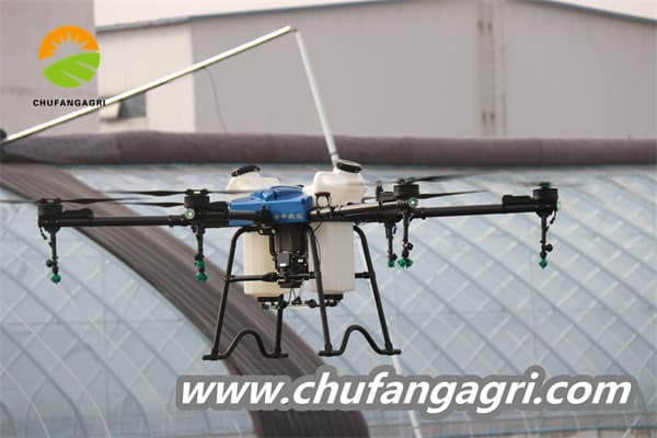 Liquid fertilizer sprayer