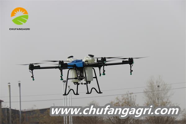 Liquid fertilizer sprayer