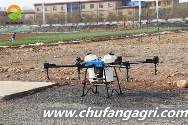 Liquid fertilizer sprayer